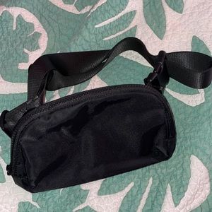 LULULEMON FANNY PACK